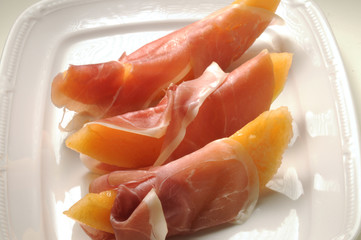 Prosciutto di San Daniele e melone - Antipasti estivi