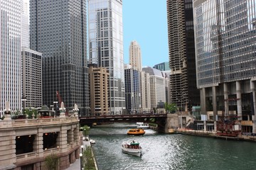Rivi&egrave;re Chicago en ville