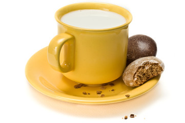 Honey biscuits on a saucer