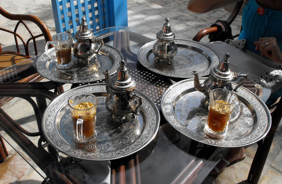 Th&eacute; &agrave; la menthe.