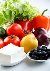 fresh vegetables with cottage cheese