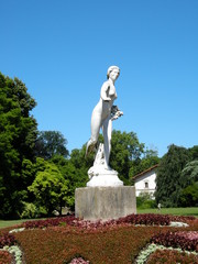 statue en marbre blanc