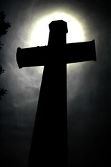 gravestone at night halloween
