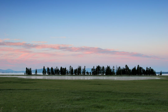 LAC YELLOWSTONE PARK,WYOMING_USA