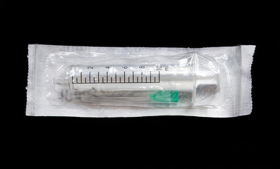Disposable syringe