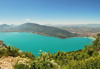 Fototapeta na wymiar Alpy jezioro