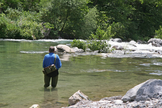 P&ecirc;che en rivi&egrave;re alpine