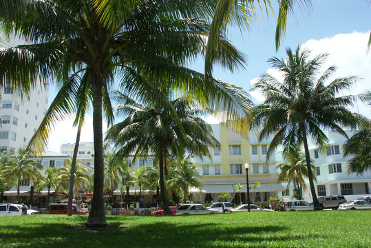 OCEAN DRIVE,MIAMI,FLORIDA_USA