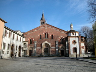 Fototapeta na wymiar Church of Sant'Eustorgio, Milano, Italy