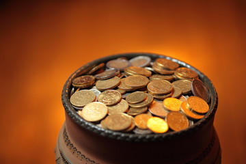 pot of golden coins
