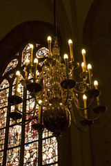Kronleuchter in Kirche