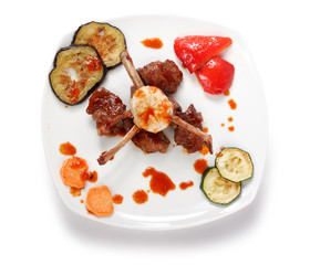 Bone lamb platter top view. Teppan-yaki dish