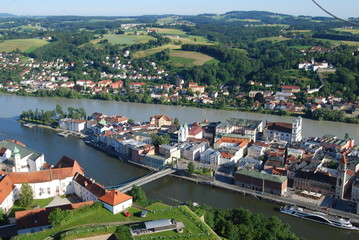 Fototapeta na wymiar Passau - Ortspitze - widok z lotu ptaka