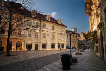 Fototapeta na wymiar Stare uliczki Pragi