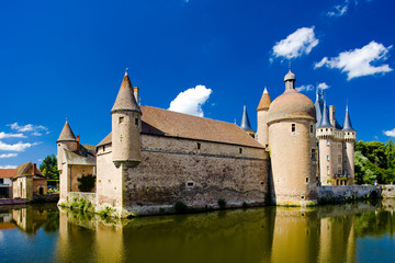 Fototapeta na wymiar Chateau z półki, Burgundia, Francja