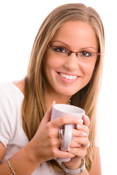 Young woman drinking coffe