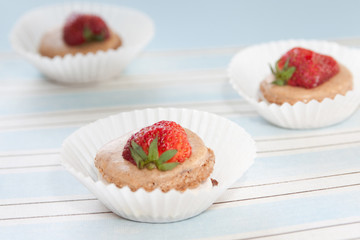 Pretty macaroons with strawberry