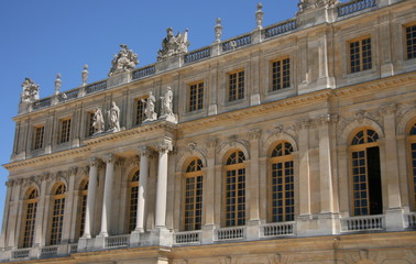 Fototapeta na wymiar façade de chateau