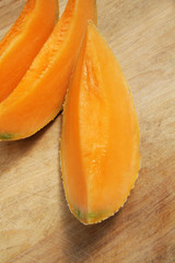 Slices of melon Cantalupo