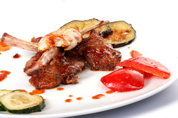 Bone lamb platter. Teppan-yaki dish