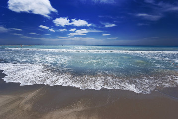 Toscana, spiagge bianche a Vada 1