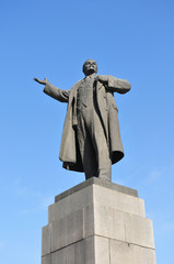 Naklejka premium Statue of Lenin