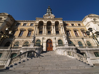 Naklejka premium Bilbao city townhall
