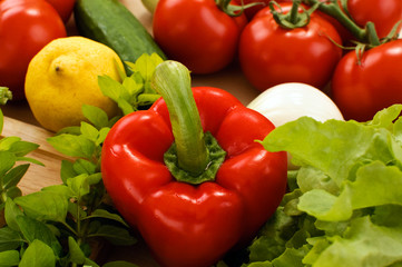 Obraz na płótnie Canvas Healthy fresh vegetables