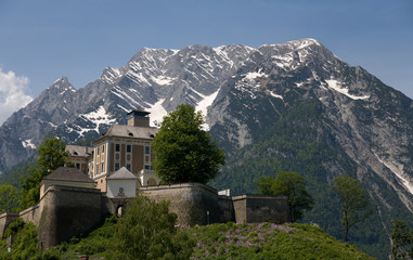 Schloss Trautenfels mit Grimming