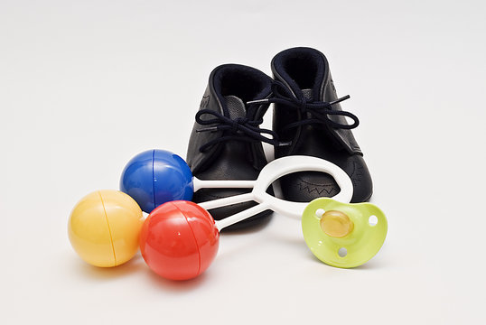Zapatos y tete.