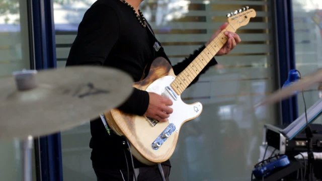 guitariste sur sc&egrave;ne
