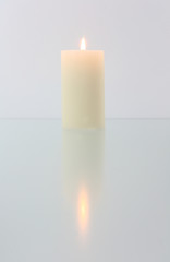 Weiße Kerze