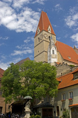 Fototapeta na wymiar Pfarrkirche von Weissenkirchen