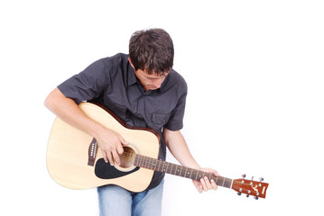 A man holding guitar