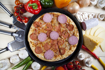 Pepperoni pizza the top - Deluxe