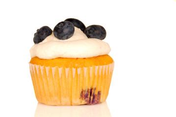 Vanilla cupcake with blueberries