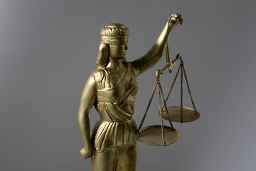 Fototapeta premium Justitia vor grau