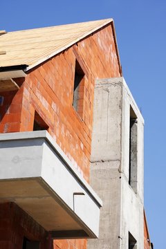B&acirc;timent en construction