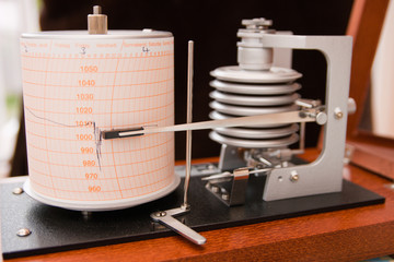 Barograph