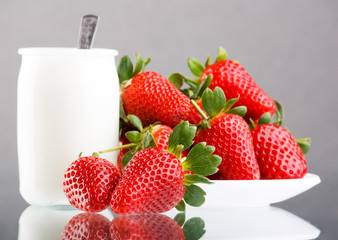 Fresh and tasty strawberries and yogurt