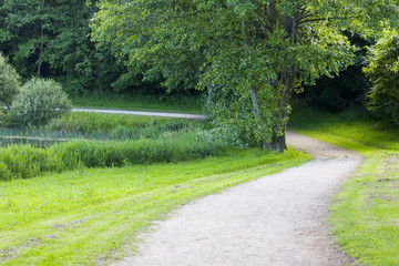sand way around a lake