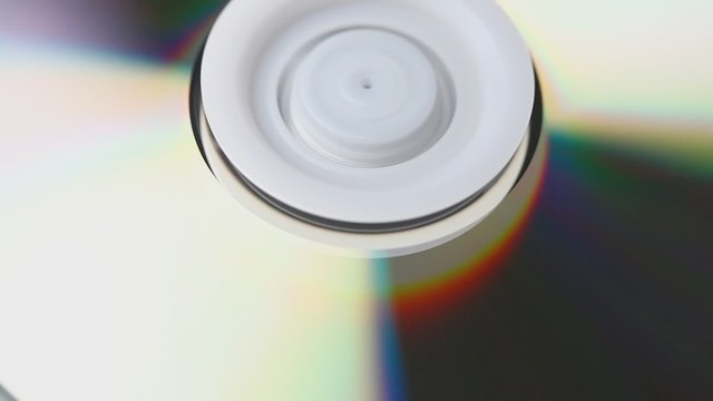 CD reader inside view: inserting, reading and ejecting the CD
