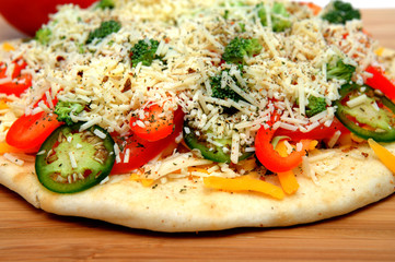 Uncooked Vegtable Pizza For One