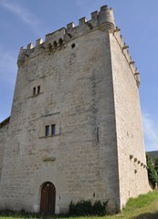 Torre defensiva