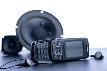 Speakers system on cellphone