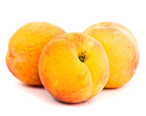 peaches isolated