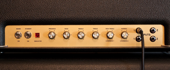 Gitarrenverstärker Front Regler