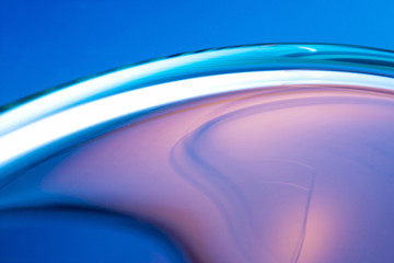 水