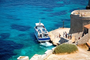 bateau navette frioul