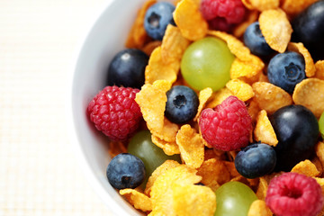 corn flakes with fruits